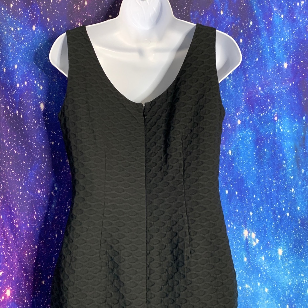 Albert Nipon- Black Dress W/Circle Pattern Size 6 - image 5